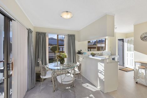 Photo of property in 59f2- Kowhai Avenue, Ebdentown, Upper Hutt, 5018