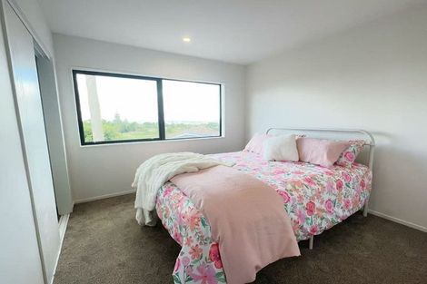 Photo of property in 7/2a Mantra Road, Massey, Auckland, 0614