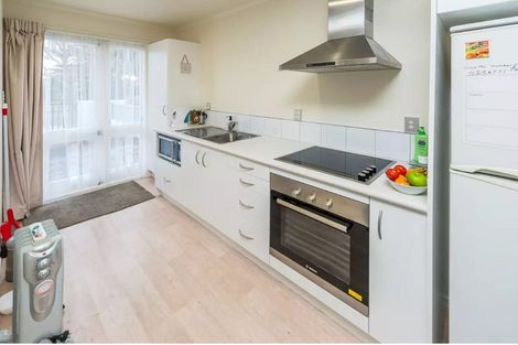 Photo of property in 2/2 Alma Road, Gonville, Whanganui, 4501