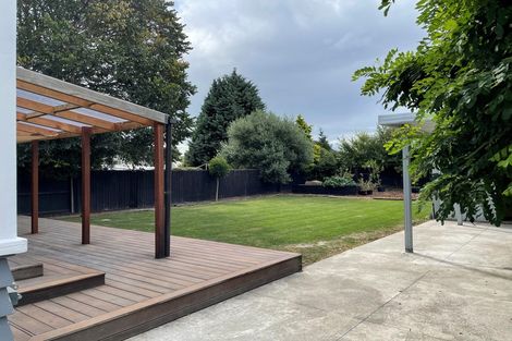 Photo of property in 25 Lees Road, Strowan, Christchurch, 8052