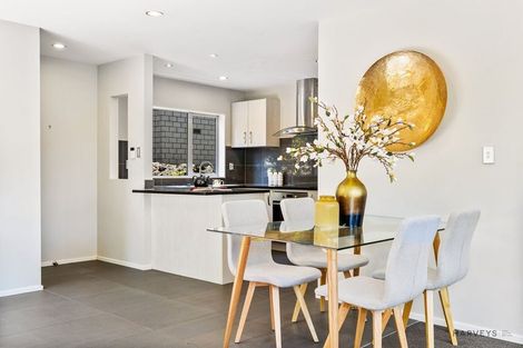 Photo of property in 75b Pleasant Road, Glen Eden, Auckland, 0602