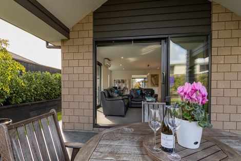 Photo of property in 31 Lilac Close, Cambridge, 3434