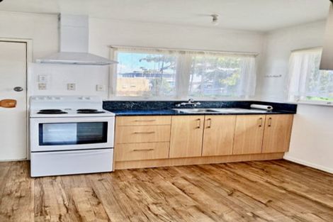 Photo of property in 3/29 Taharoto Road, Takapuna, Auckland, 0622