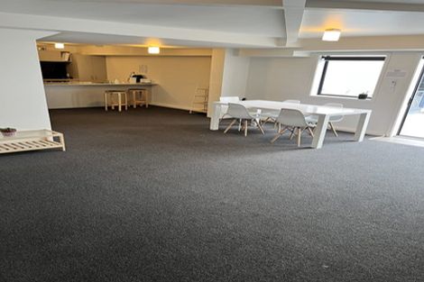 Photo of property in 8 Torrens Terrace, Mount Cook, Wellington, 6011