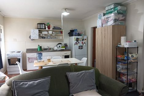 Photo of property in 30 Brixham Way, Newtown, Wellington, 6021