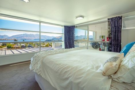 Photo of property in 3 Botting Place, Wanaka, 9305