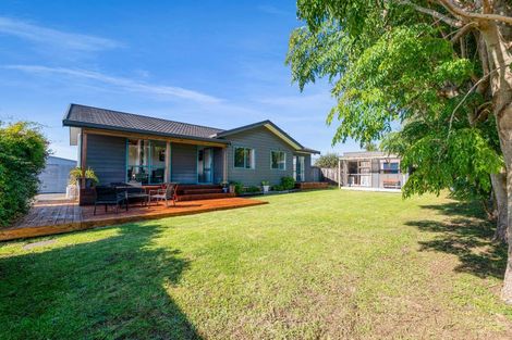 Photo of property in 28b Poplar Grove, Whalers Gate, New Plymouth, 4310
