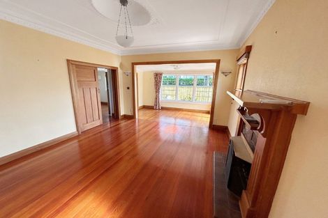 Photo of property in 32 Mcmaster Street, Greytown, 5712