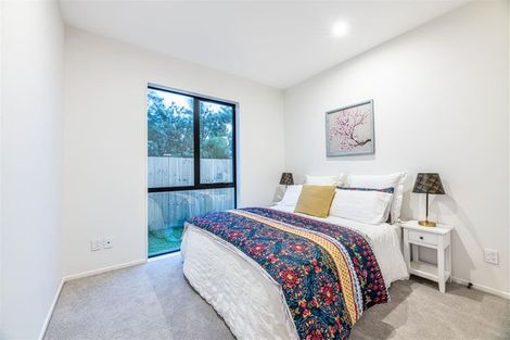 Photo of property in 16 Matau Rise, Te Atatu Peninsula, Auckland, 0610