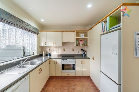 Photo of property in 2/25 Mills Street, Boulcott, Lower Hutt, 5010