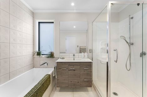 Photo of property in 10 Walter Merton Road, Hobsonville, Auckland, 0616