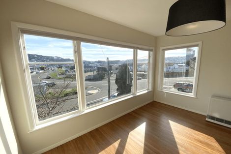 Photo of property in 5 Lonsdale Crescent, Rongotai, Wellington, 6022