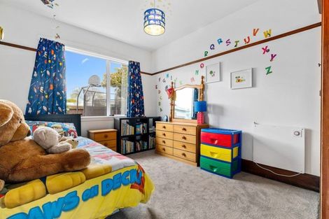 Photo of property in 4 Domain Terrace, Spreydon, Christchurch, 8024