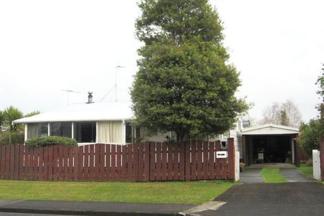 Photo of property in 3 Harper Street, Papakura, 2110