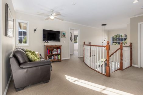 Photo of property in 7 Tararua Close, Aotea, Porirua, 5024