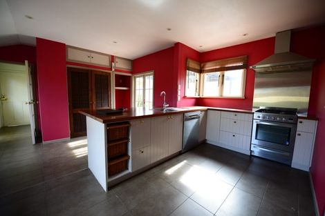 Photo of property in 65 Havelock Road, Havelock North, 4130