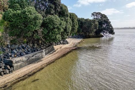 Photo of property in 7a Torkar Road, Clarks Beach, 2122