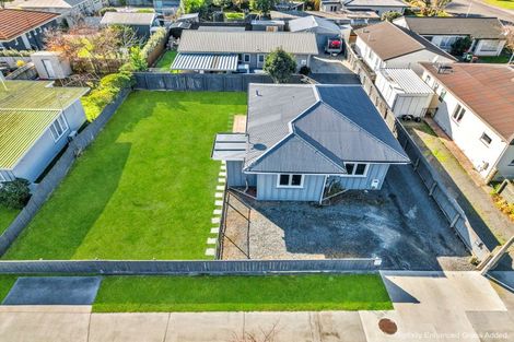 Photo of property in 220 Warwick Road, Mayfair, Hastings, 4122