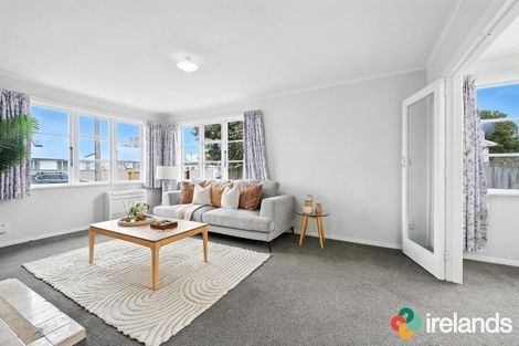 Photo of property in 30 Bateman Avenue, Bryndwr, Christchurch, 8053