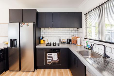Photo of property in 23 Forbury Avenue, Takaro, Palmerston North, 4412