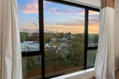 Photo of property in 1b Makora Road, Massey, Auckland, 0614