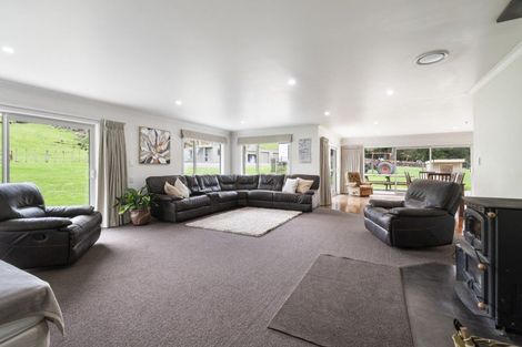 Photo of property in 120 East Mangahuia Road, Rangiwahia, Kimbolton, 4774