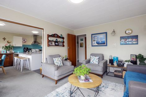Photo of property in 2/507 Eastbourne Street East, Hastings, 4122