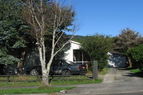 Photo of property in 13 Kaponga Street, Wainuiomata, Lower Hutt, 5014