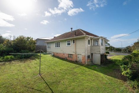Photo of property in 518 Glenfield Road, Bayview, Auckland, 0629