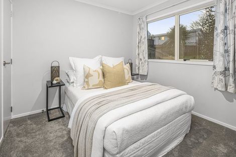 Photo of property in 14a Packham Place, Beach Haven, Auckland, 0626