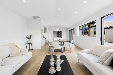 Photo of property in 14a Marjon Drive, Wanaka, 9305