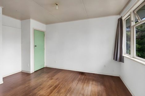Photo of property in 13 Wiremu Place, Blagdon, New Plymouth, 4310