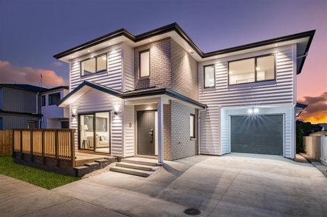 Photo of property in 9b Edwards Avenue, Henderson, Auckland, 0610