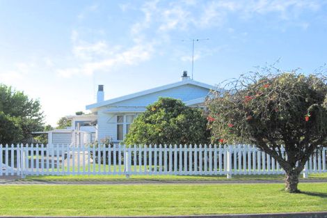 Photo of property in 4 Hunter Street, Te Hapara, Gisborne, 4010