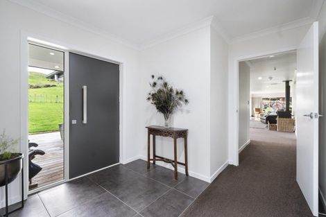 Photo of property in 120 East Mangahuia Road, Rangiwahia, Kimbolton, 4774