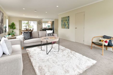 Photo of property in 10a Melia Place, Stanmore Bay, Whangaparaoa, 0932