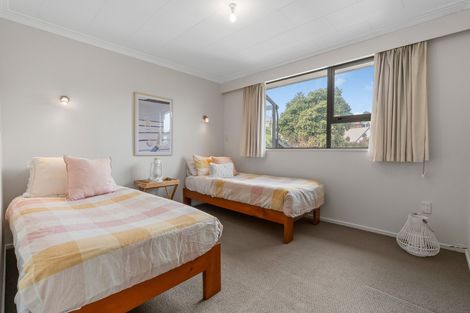 Photo of property in 40 Shandon Road, Vauxhall, Dunedin, 9013