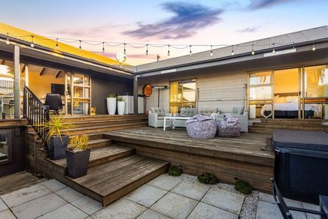 Photo of property in 24 Granville Drive, Massey, Auckland, 0614