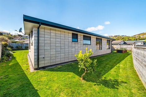 Photo of property in 14 Resolution Drive, Whitby, Porirua, 5024
