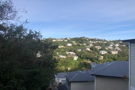 Photo of property in 14 Kopiko Way, Brooklyn, Wellington, 6021