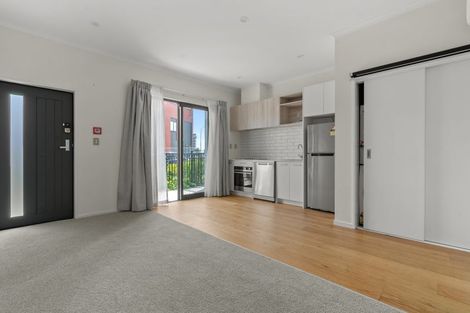 Photo of property in 2/2 Mahalo Avenue, Wiri, Auckland, 2104