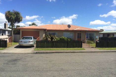 Photo of property in 1 Rimu Place, Taradale, Napier, 4112