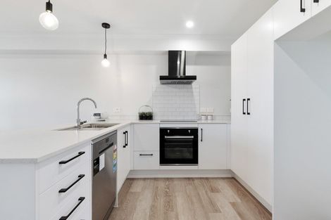 Photo of property in 4 Arawa Street, Frankton, Hamilton, 3204