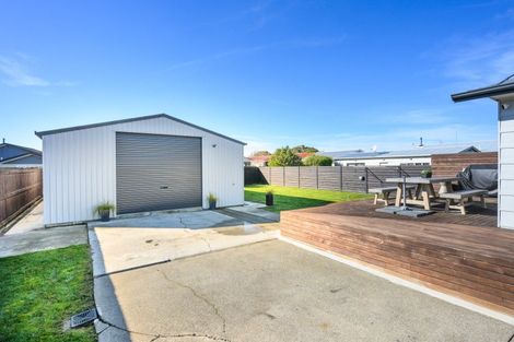 Photo of property in 7 Colonial Place, Kelvin Grove, Palmerston North, 4414