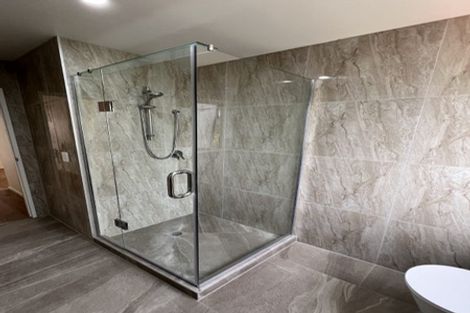 Photo of property in 38 Greenhill Crescent, Pakuranga, Auckland, 2010