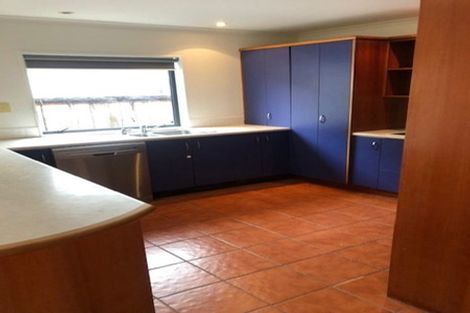 Photo of property in 16 Sophora Way, Albany, Auckland, 0632