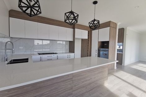 Photo of property in 27 Greenan Drive, Flat Bush, Auckland, 2019