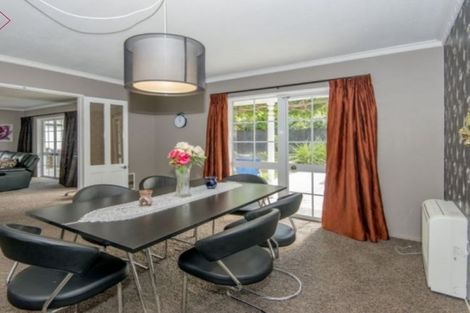 Photo of property in 244 Memorial Avenue, Burnside, Christchurch, 8053