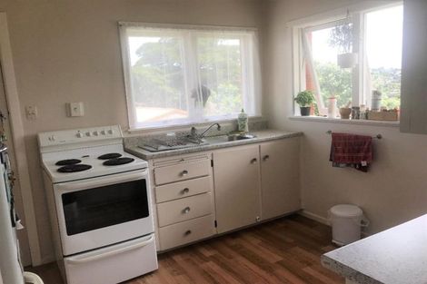 Photo of property in 4/109 Ocean View Road, Hillcrest, Auckland, 0627