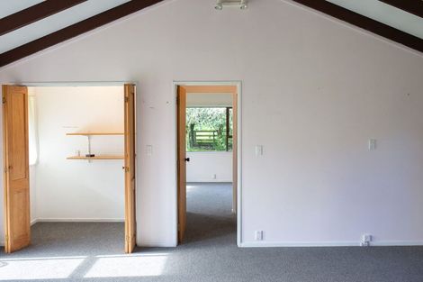 Photo of property in 92 Arcus Road, Te Horo, Otaki, 5582